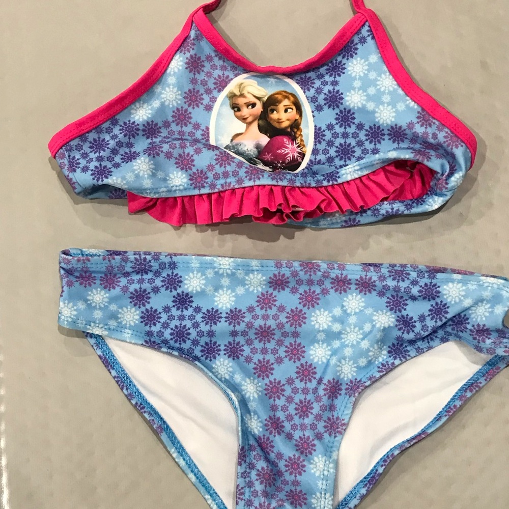 Girls swimming suit